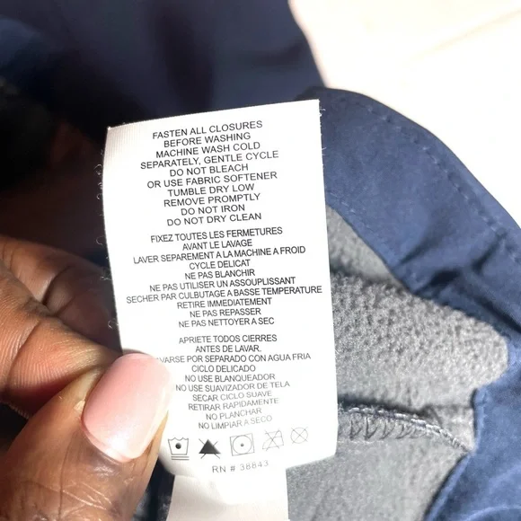 IZOD Men’s Navy Softshell Zip Vest Lightweight Golf Outdoor Casual Size M NWOT - Picture 13 of 15